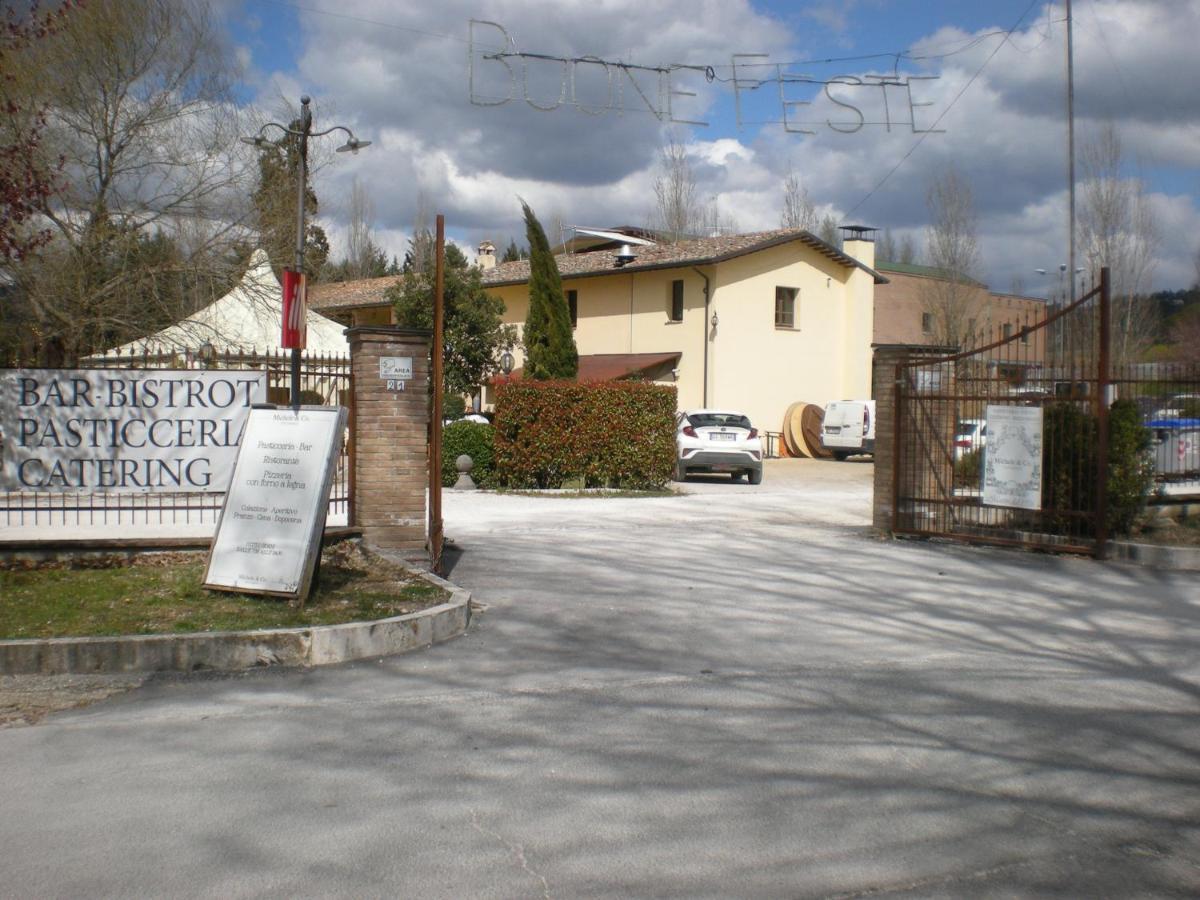 Charming Apartment Tilli With Parking Перуджа Екстериор снимка